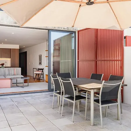 Viva Serralves Patio Apartment