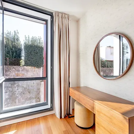 Viva Serralves Patio Порту